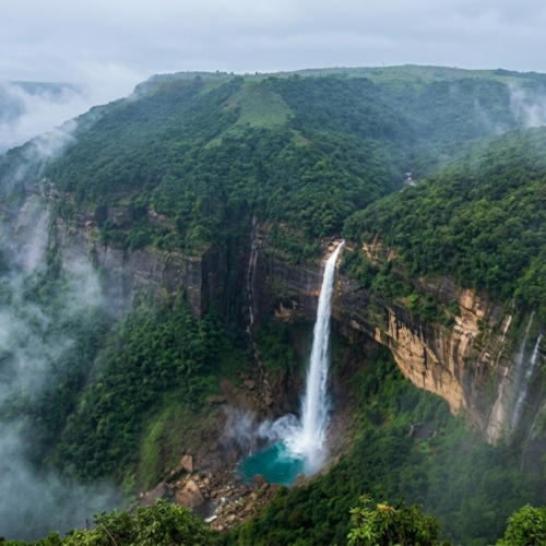 Nohkalikai Falls